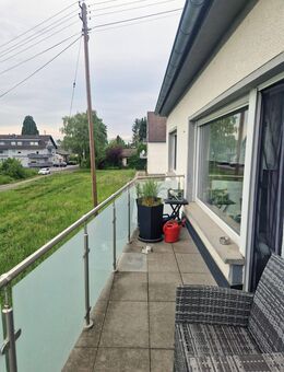 Helle 3 Zimmer Wohnung mit Küche, Bad und Balkon in Bendorf-Stromberg - Bendorf (Rheinland-Pfalz)