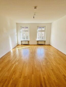 OWNR: Einziehen und Wohlfühlen - Renoviert und mit Küche! Provisionsfrei - Berlin
