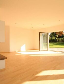 Traumhafte Luxuswohnung mit sonniger Terrasse und großem Südgarten! - Murnau (Staffelsee)