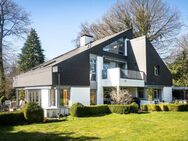 Raumwunder mit Charakter: Architektenhaus mit lichtdurchfluteten Räumen, Keller und gr. Grundstück - Aumühle