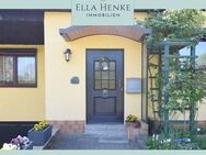 Sehr gepflegtes, freistehendes Einfamilienhaus mit großem Garten, Keller + Garage... - Halberstadt