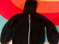 Kinderjacke schwarz zu verschenken in 84405