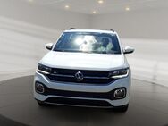 VW T-Cross, 1.5 TSI Life OPF P S), Jahr 2023 - Weißenfels