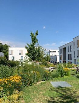 Cooles WG-Haus für z.B. Senioren, Berufstätige, Studenten, Künstler etc. - 6 Parteien möglich - Freising