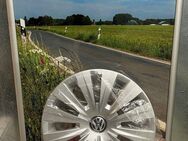 VW Golf Radkappen ( 2 Stk.) Neu *Borgmann* - Krefeld