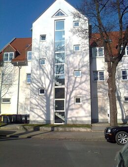 Schöne 2 Raum mit Balkon in Dresden-Niedersedlitz - Dresden