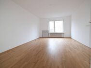 Tolle Single-Wohnung mit Parkett und Pantry-Küche - Nürnberg
