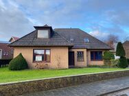 Zweifamilienhaus mit Garage und kleinem Garten - Borkum