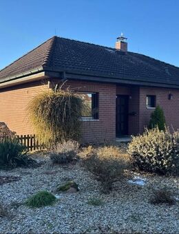 Großzügiger Bungalow mit tollem Garten in Emmendorf ! - Emmendorf