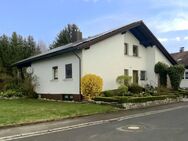 Großzügiges Einfamilienhaus mit idyllischen Garten in Konnersreuth - Konnersreuth