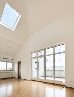 3-Zimmer-Dachgeschoss-Wohnung mit Terrasse - Güglingen