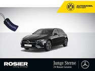 Mercedes A 180, Progressive, Jahr 2023 - Arnsberg