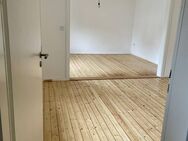 Frisch renoviert mit EBK: 2,5 ZKB mitten in Augsburg - Augsburg