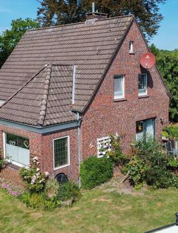 Modernisiertes Einfamilienhaus mit Kamin u. zwei Sonnenterrassen in Sackgassenlage von Aurich Popens - Aurich