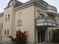 Sonnige und ruhig gelegene 2-Raum-Wohnung mit Balkon in zweiter Reihe in Dresden-Coschütz - Dresden
