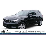 Volvo XC40, Momentum, Jahr 2021 - Friedberg (Hessen)