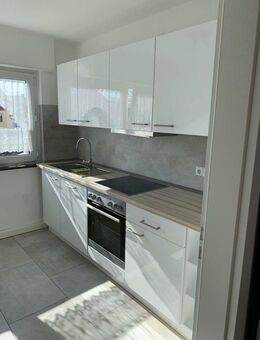 Attraktive 3-Zimmer-Wohnung mit Einbauküche und sonnigem Balkon. - Leimen (Baden-Württemberg)