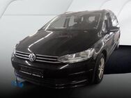 VW Touran, 2.0 TDI Comfortline SITZ, Jahr 2019 - Bergkamen