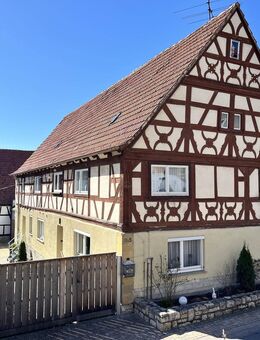 Unikat in Wülfingen bei Haßfurt! Sonnig gelegenes Fachwerkhaus mit mehreren Nebengebäuden u. herrlichem Garten (Grd. 1.357m²) - Haßfurt