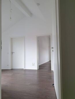 Moderne, hochwertige 3 Zimmerwohnung in 3 Familien Haus - Malsch (Landkreis Karlsruhe)