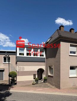 Großzügiges Wohnen und Arbeiten unter einem Dach in Zerf - Zerf