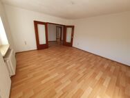 Große 4-Zimmer-Wohnung ab 14.02.2025 in Tettau - Kleintettau - Tettau (Bayern)