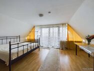 Verwandlungskünstler gesucht: Haus mit Freiraum für Ihre Visionen - Roßtal