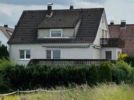 !PROVISIONSFREI! Einfamilienhaus in Schwalmstadt-Niedergrenzebach: 7 Zimmer/164 m², Balkone, Garten, Keller, Garage, Stellplatz ++ gepflegt, gemütlich - Schwalmstadt