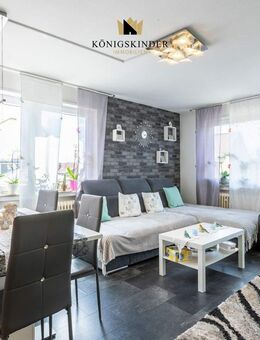 Renovierungsbedürftiges Zweifamilienhaus mit großem Grundstück und Garagen in Malmsheim zu kaufen - Renningen