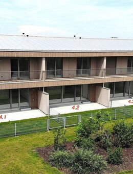 Modernes Reiheneckhaus (Haus 4.1) im Passivhausstandard in familienfreundlicher Wohnlage in Poing - Poing