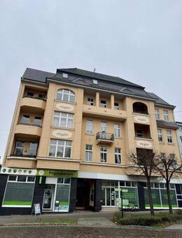 Charmante Altbau-2-Zimmer-Wohnung mit hohen Decken & Loggia im 3. OG - Eberswalde