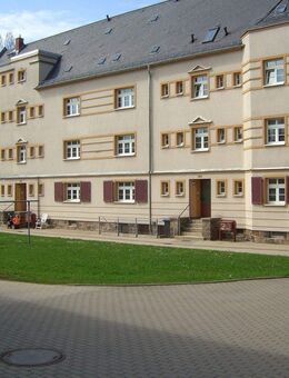 Schöne 2- Raumwohnung, nahe des Wasserturms mit Blick ins Grüne - Reichenbach (Vogtland)