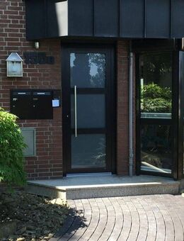 ***Top gepflegte DG-Wohnung in ruhigem Zweifamilienhaus*** - Dortmund