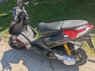 Aprilia sr50r Roller