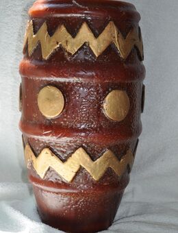 Original afrikanische Stumpen Kerze mit Motiv Afrika Djembee Trommel  XXL 5800 Gramm - Aschaffenburg