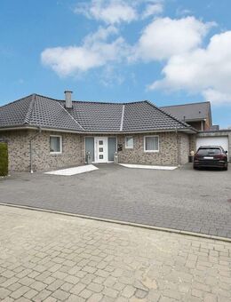 Geräumiger Bungalow in zentraler, ruhiger Seitenstraße am Untenende von Papenburg! - Papenburg