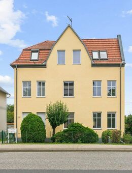 Attraktives Mehrfamilienhaus mit 6 Wohneinheiten und 6 Kfz-Stellplätzen in Fürstenwalde - Fürstenwalde (Spree)
