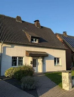 Einfamilienhaus mit großem Garten, Wintergarten, Pool und Ausbaupotenzial - Ascheberg