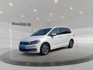 VW Touran, 2.0 TDI Active St Hzg, Jahr 2021 - Hofgeismar