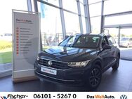 VW Tiguan, 1.5 TSI Life, Jahr 2023 - Bad Vilbel