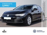 VW Golf, 1.5 TSI Life WINTERPACK, Jahr 2021 - Magdeburg