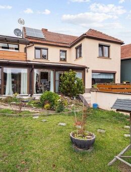 Provisionsfrei - Familienfreundliches Haus in ruhiger Lage mit Einliegerwohnung und grünem Garten - Kirchheilingen