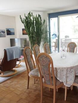 Charmantes Einfamilienhaus (Niedrigenergiehaus) und Ferienhaus in ruhiger Lage am Waldrand - Zeitlofs