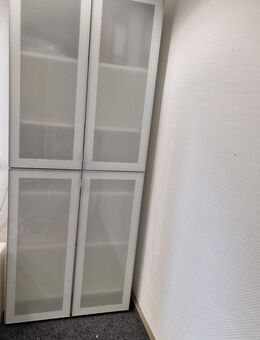 Ikea Schrank Jutis weiß mit Mattglas und Edelstahloptik Höhe 2m x 0,80m breit x 0,40 m tief - Markkleeberg Zentrum
