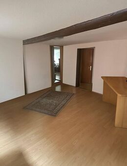Zentrale Stadtwohnung mit Charme und Komfort in Friedberg - Friedberg (Hessen)