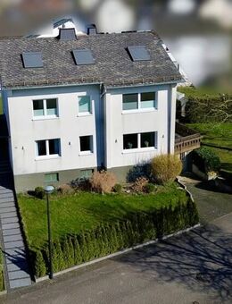 Einfamilienhaus mit gehobener Ausstattung und ca. 195 m² Wfl. in ruhiger Lage von Arnsberg-Oeventrop - Arnsberg