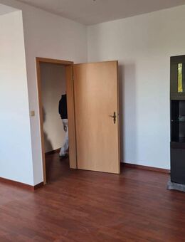 Schöne neu renovierte 2 Zimmer Wohnung in Göttingen zu vermieten - Göttingen