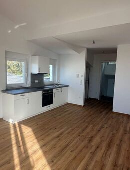 2 Zimmer Penthouse in Kemnath Haus 3 - Stellplatz, EBK - Kemnath