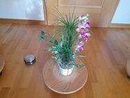 Kunstpflanze lila blühend für die Wohnung oder Terrasse zu verkaufen. - Berkenthin