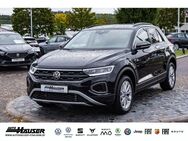 VW T-Roc, 1.5 TSI Life PARK, Jahr 2024 - Pohlheim